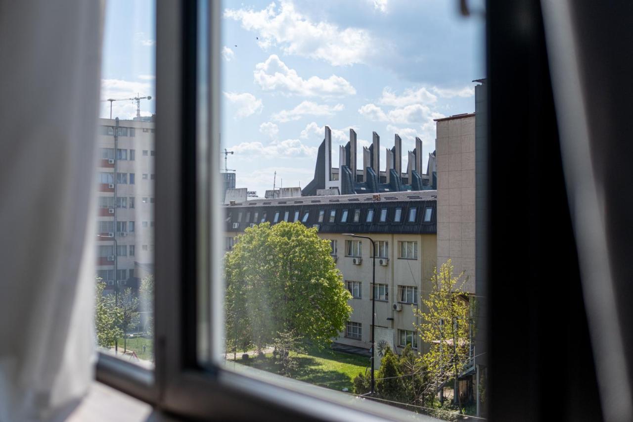 Bloom Suites Priștina Exterior foto